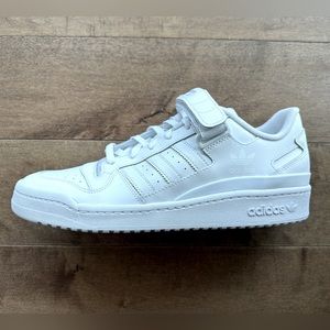 BRAND NEW! ADIDAS FORUM LOW’s